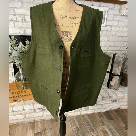Orvis Jackets & Coats Orvis Pine Green Tapper Peak Wool Vest Poshmark